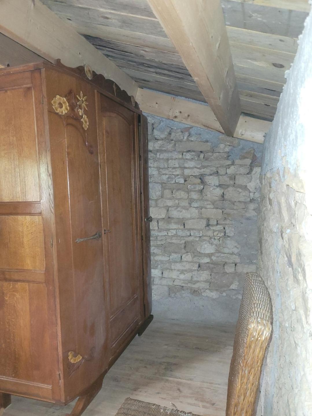 Nuit Insolite, Chambre Au Dessus D'Une Etable La Chapelle-Themer Eksteriør bilde